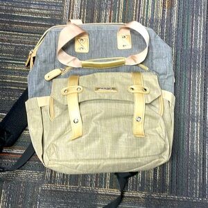 Laptop or diaper bag. Jiefeike brand - grey and gold